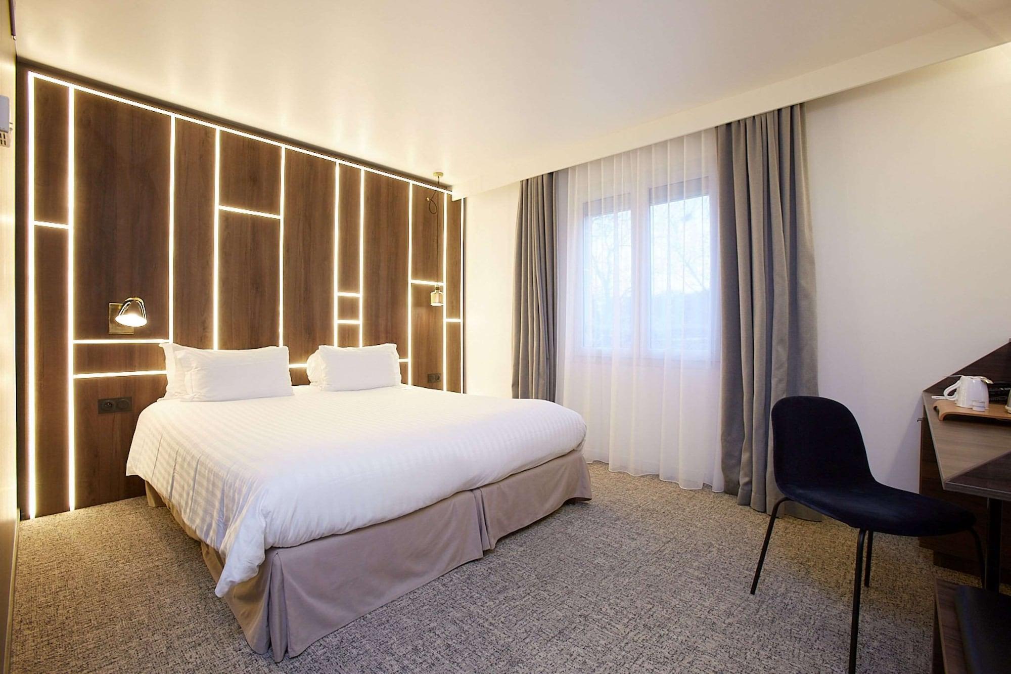 Best Western Plus Paris Meudon Ermitage Exterior photo